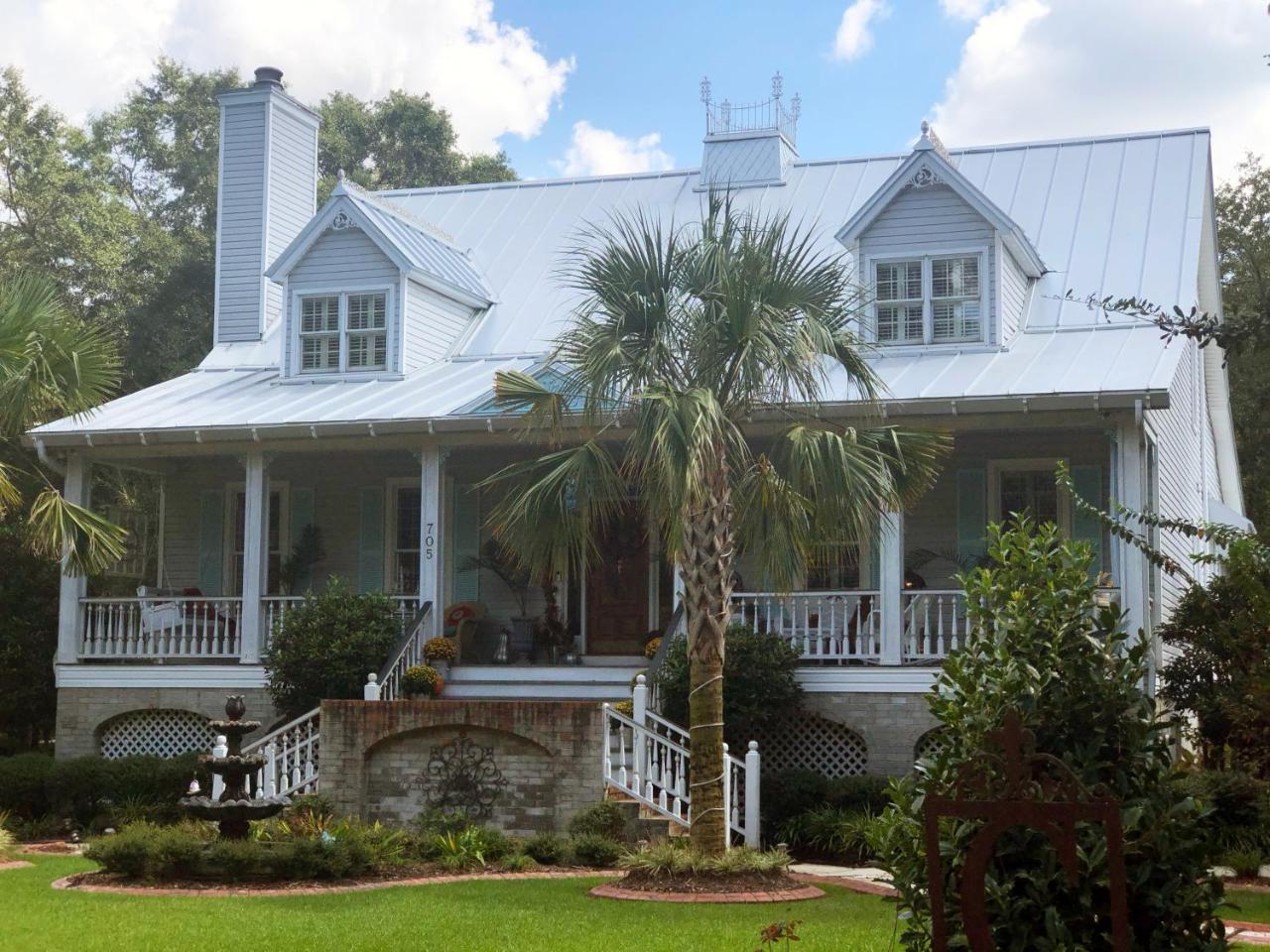 Caroline'S Bed And Breakfast Summerville Exterior photo